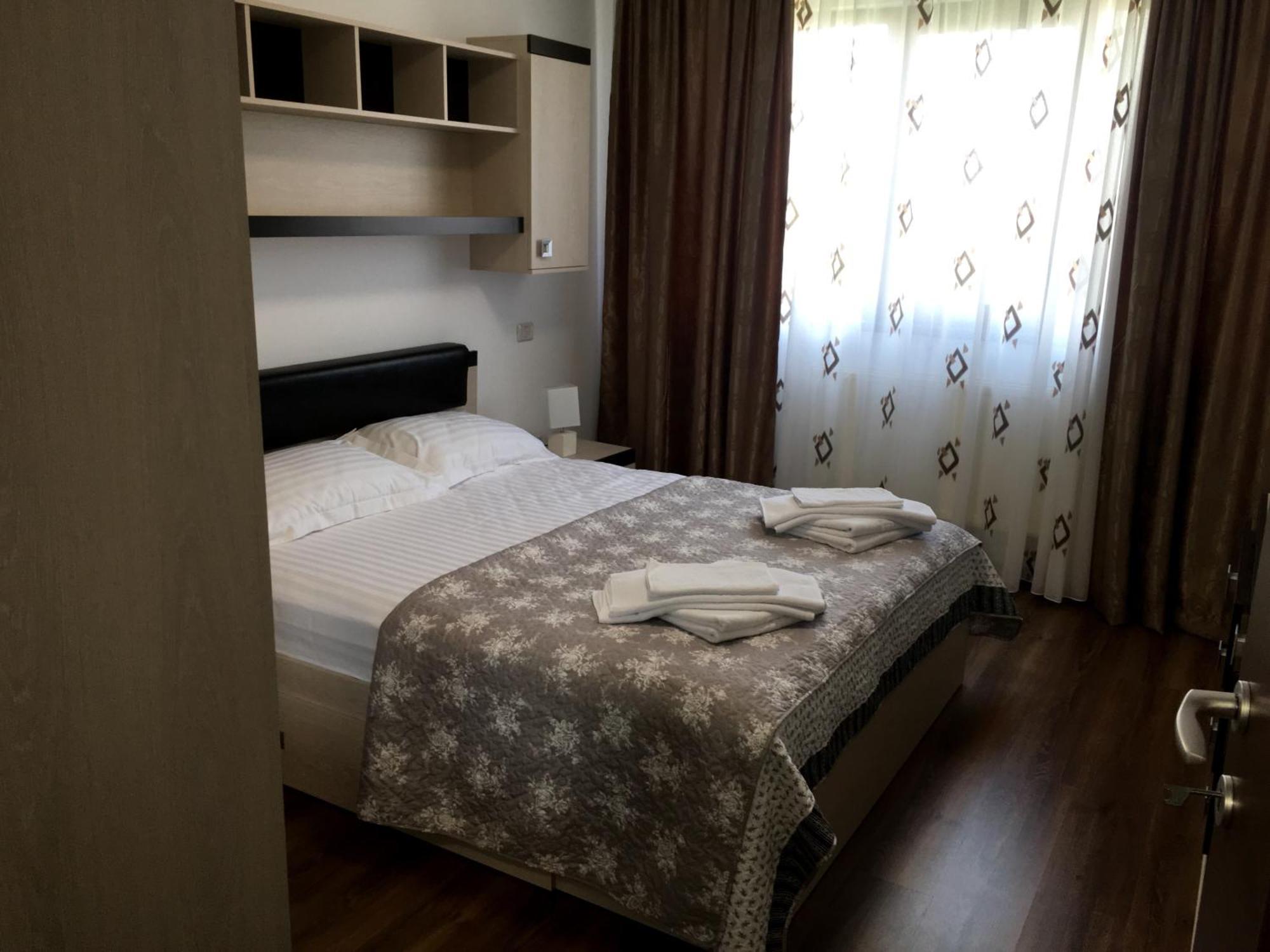 M13 Apartments Неводарі Екстер'єр фото