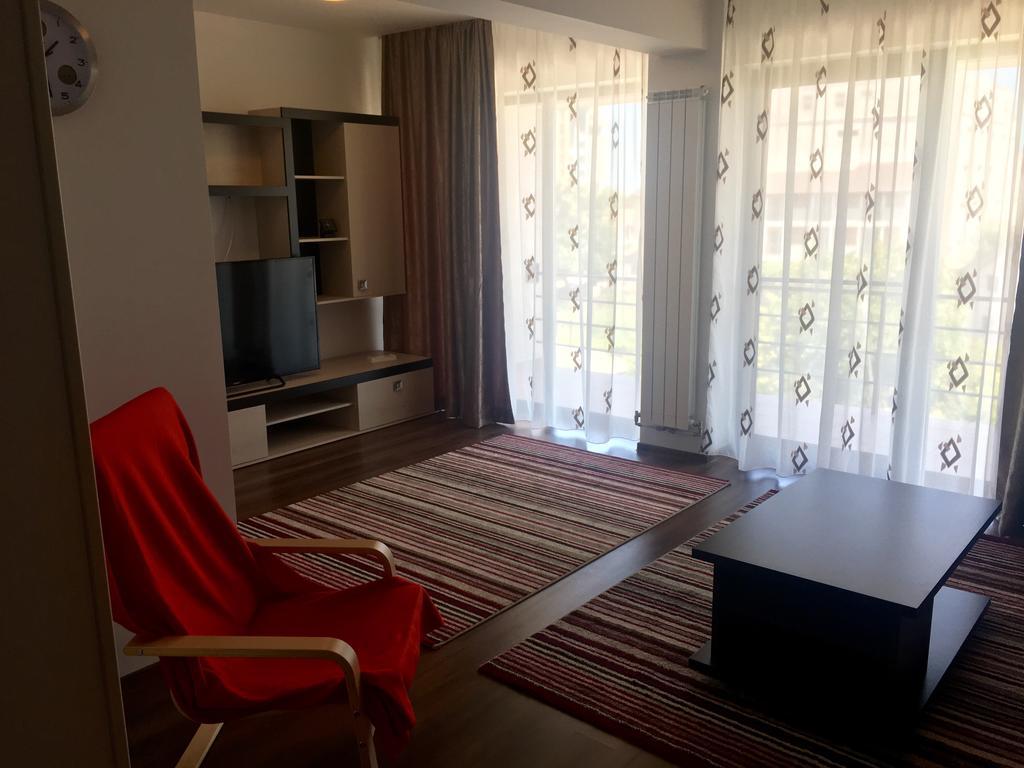 M13 Apartments Неводарі Екстер'єр фото